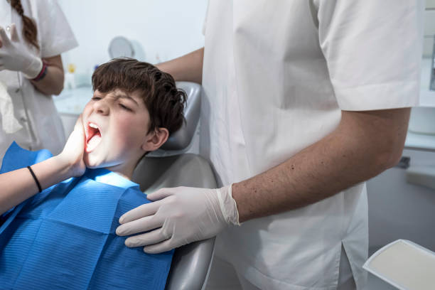 Best Emergency Dental Care for Broken or Chipped Teeth in North Druid Hills, GA